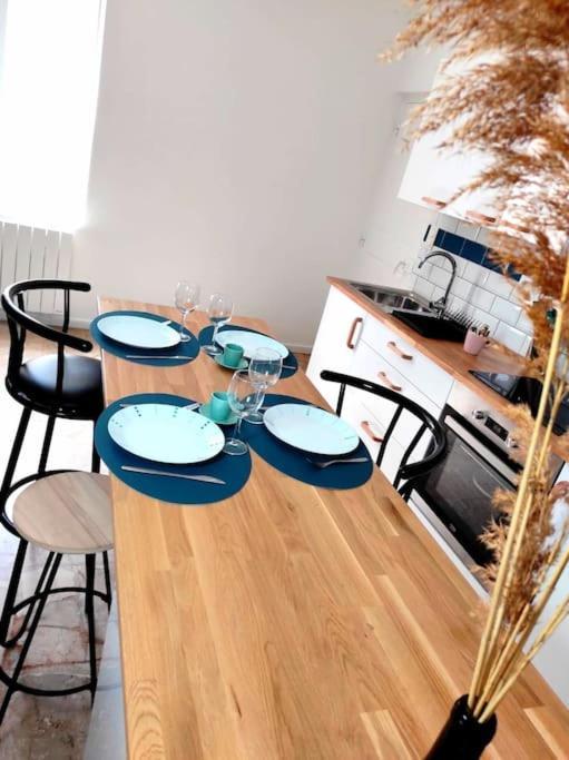 L'antique Spa: Jacuzzi Sous Patio Apartamento Orange (Vaucluse)
