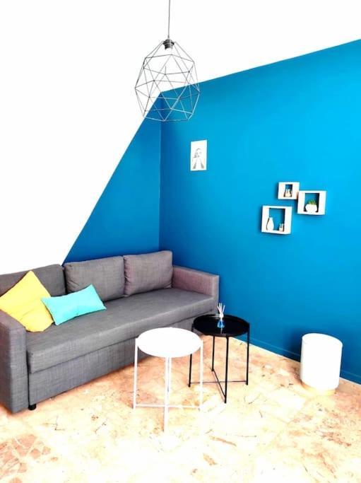 L'antique Spa: Jacuzzi Sous Patio Appartement