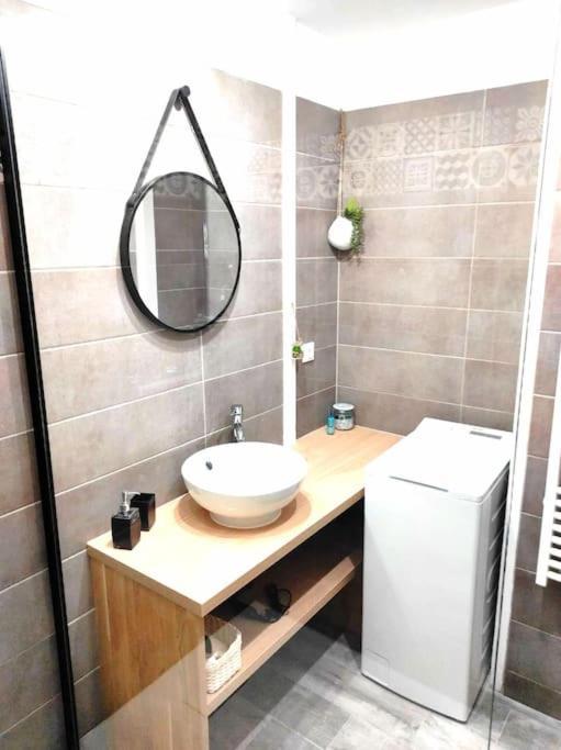 L'antique Spa: Jacuzzi Sous Patio Apartamento Orange (Vaucluse)